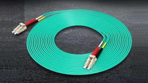 西贡区因为光纤跳线品质 选用欧孚OM3万兆光纤跳线